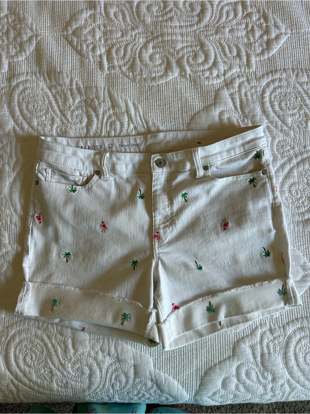 🌴🦩Talbots White Denim 7” Mid-rise Shorts Pink Flamingo & Green Palm Embroidery - Picture 5 of 11